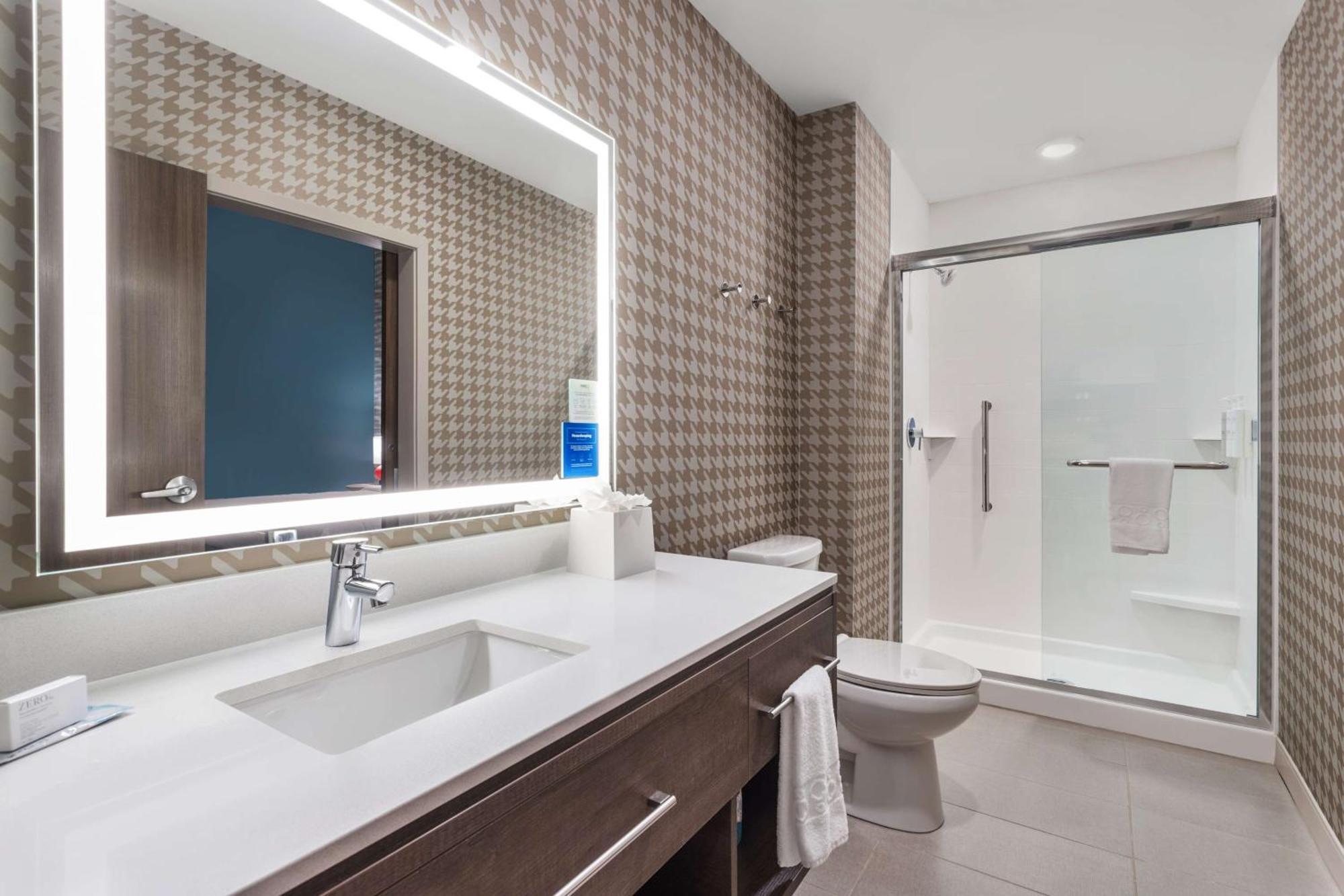 Home2 Suites By Hilton Cedar Rapids Westdale Εξωτερικό φωτογραφία