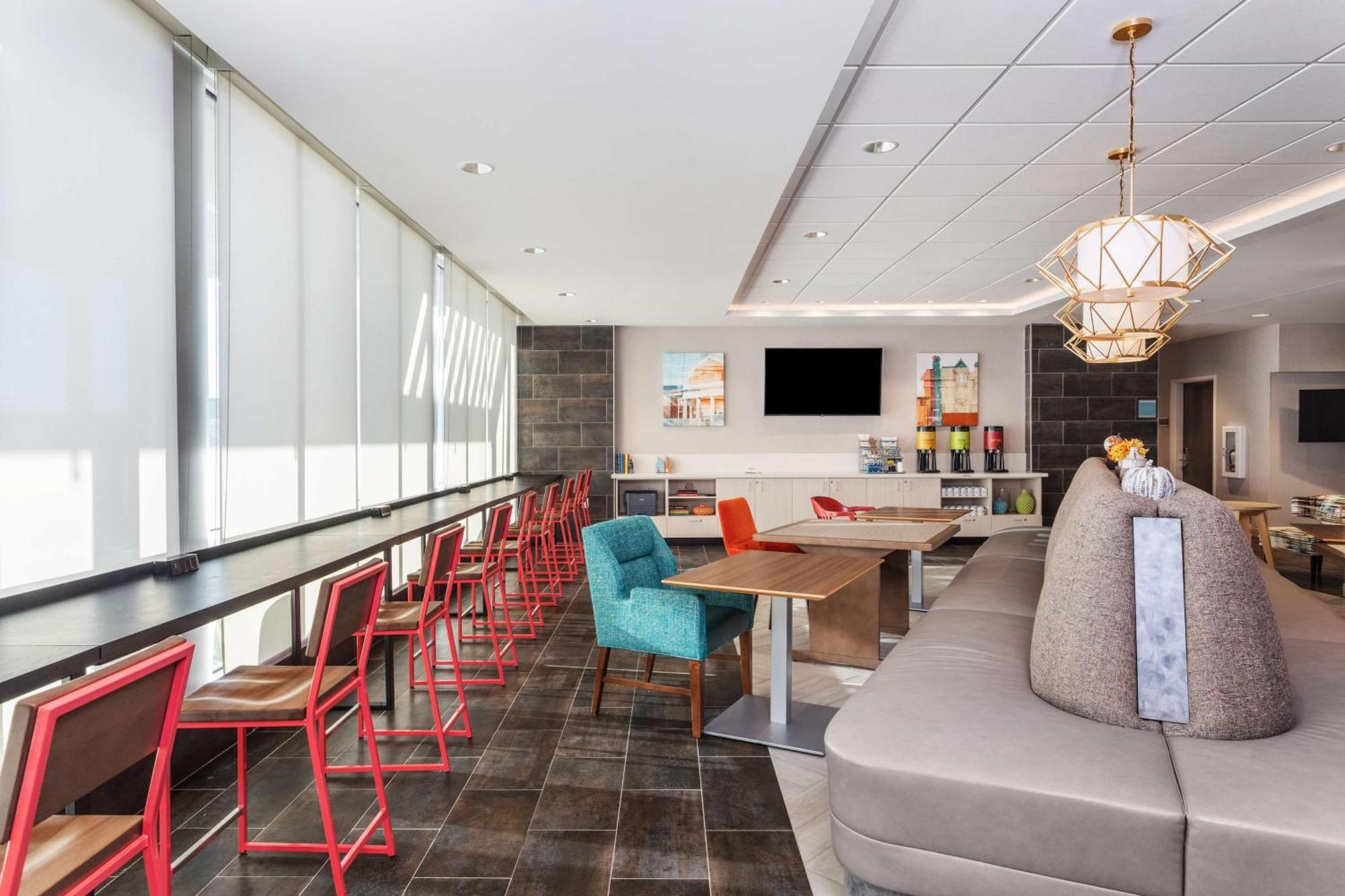 Home2 Suites By Hilton Cedar Rapids Westdale Εξωτερικό φωτογραφία
